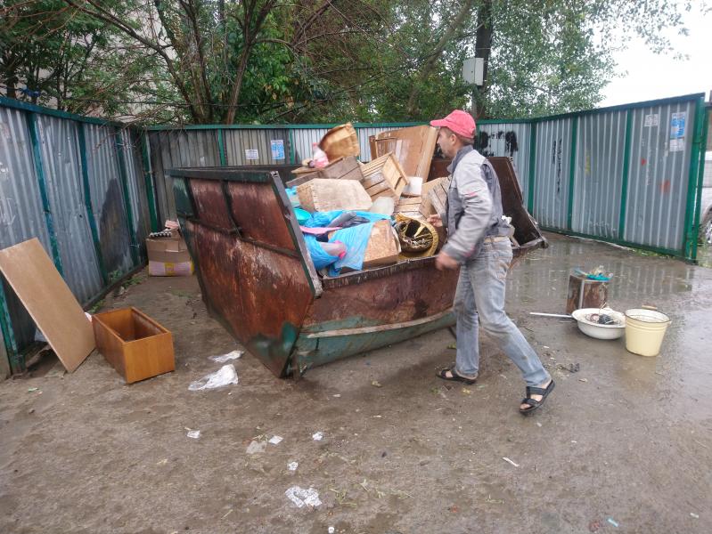 Сергей Бударин:  Вывоз мебели, мусора. 