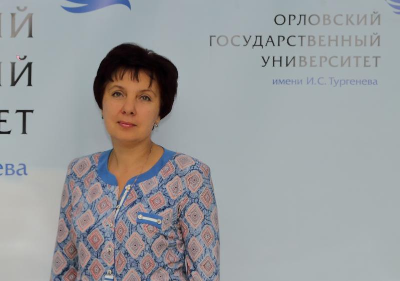 Елена Николаевна:  репетитор по физике