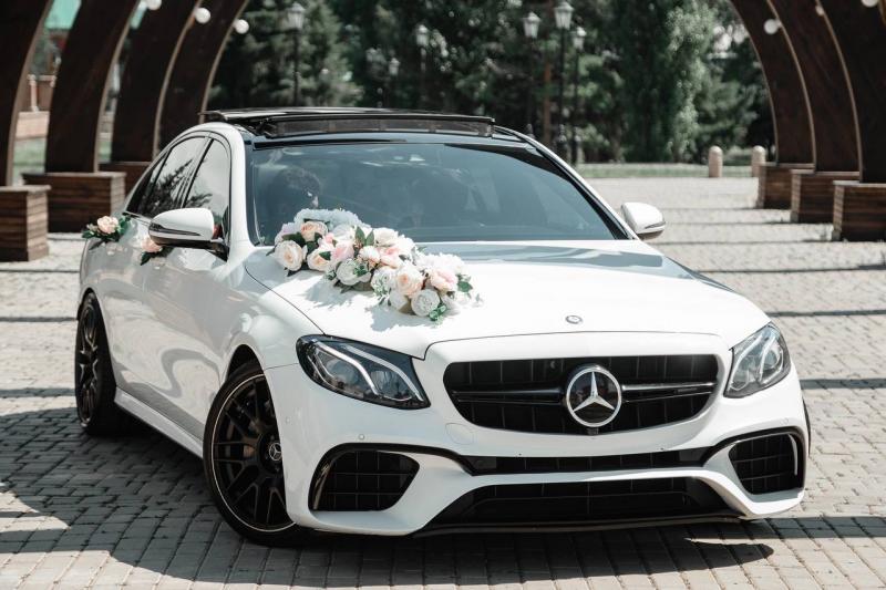 Дмитрий:  Свадебная машина