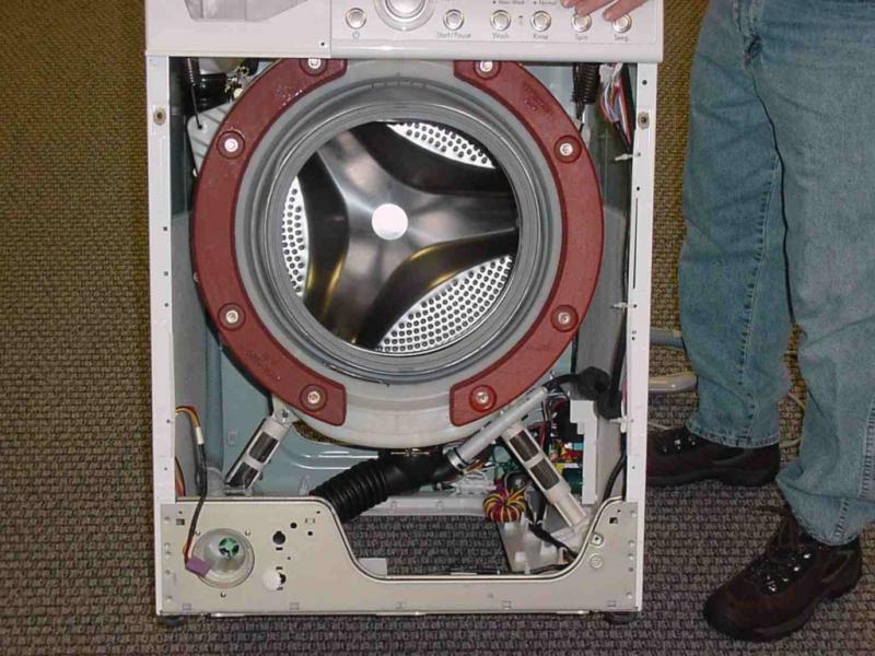 Валерий:  Ремонт стиральных машин, холодильников