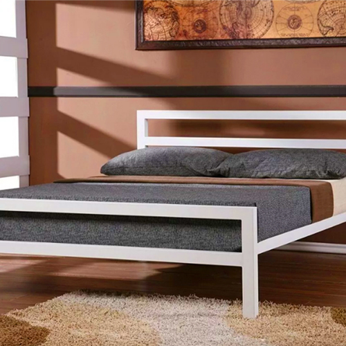 Юрий:  Металлическая кровать белого цвета в стиле Лофт