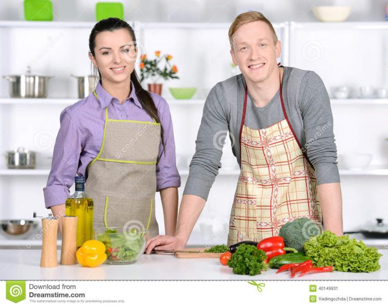 Семейная пара,  Московская область , город  Химки 