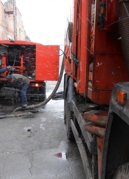 Андрей:  Прочистка канализации и устранение засоров Одинцово
