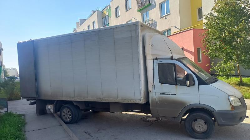 Иван:  Грузоперевозки газель 5м