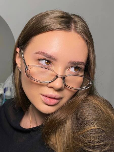 Окрашивание бровей / ламинирование ресниц Брянск