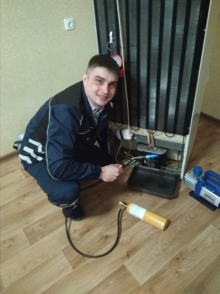 Алексей Кирпичев:  Профессионально ремонтирую холодильники