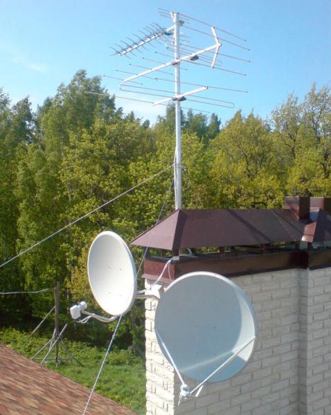 Дмитрий:  Установка и настройка антенн, ремонт спутниковых антенн