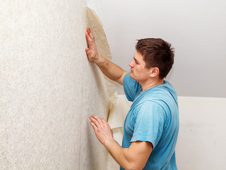 Отделка квартир: поклейка обоев, шпаклевка, плитка