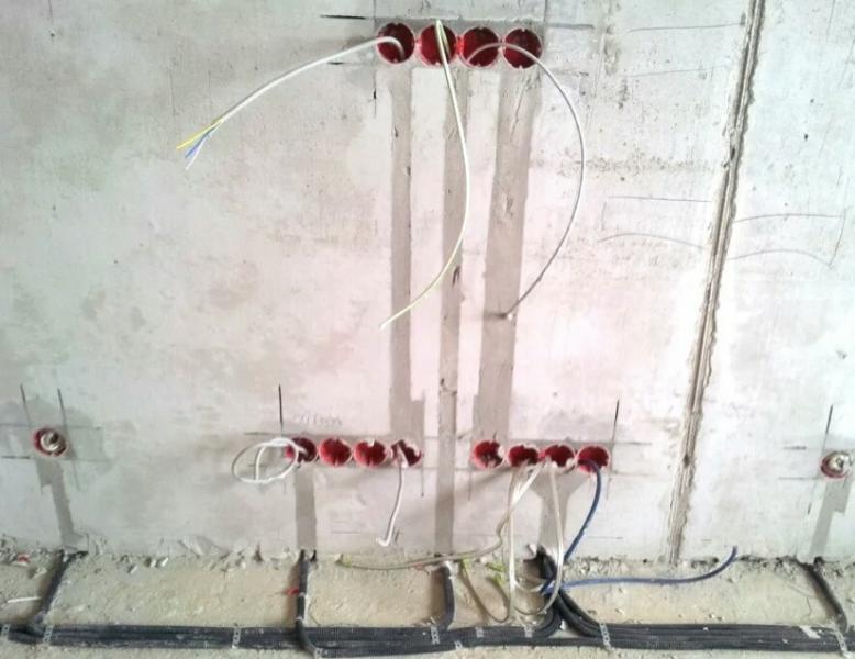 Сергей:  Штробление стен под электропроводку