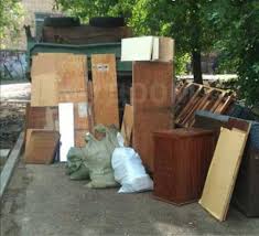 Сергей:  Вывоз строительного, гаражного, дачного мусора в Ангарске