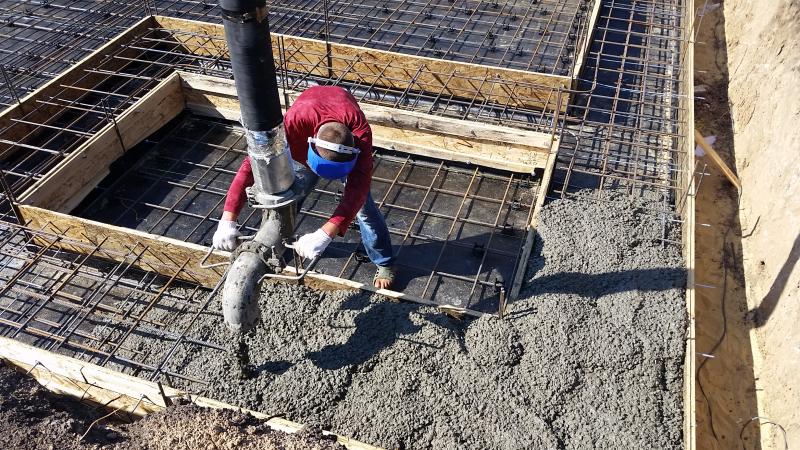бетонщики:  Надёжный фундамент и качественные бетонные работы