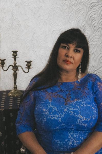 Массажистка