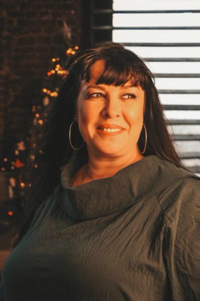 Массажистка