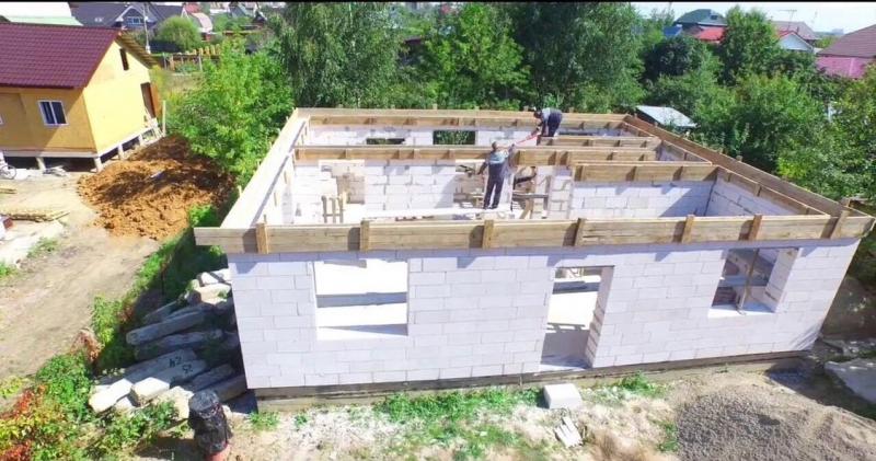 Артём:  Строительство домов под ключ 