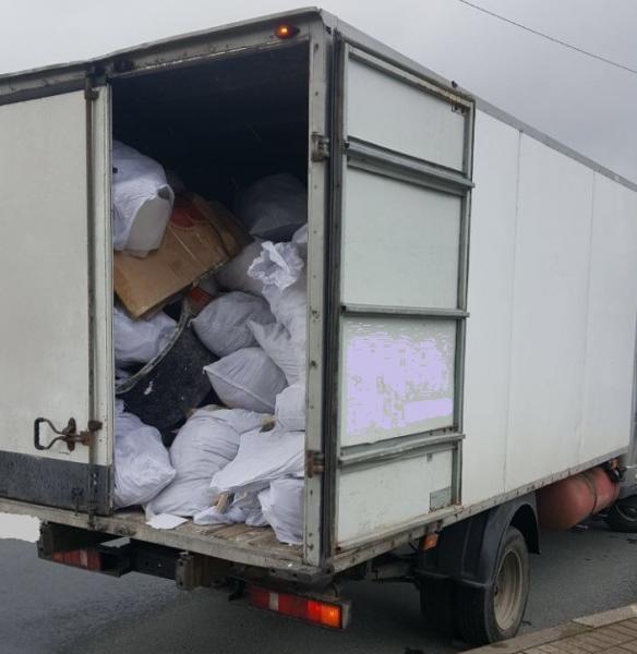 Сергей :  Вывоз мусора в Краснодаре : Газель, Камаз, Контейнер