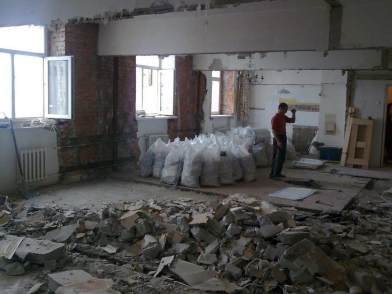 николай:  Демонтаж подготовка помещений к ремонту