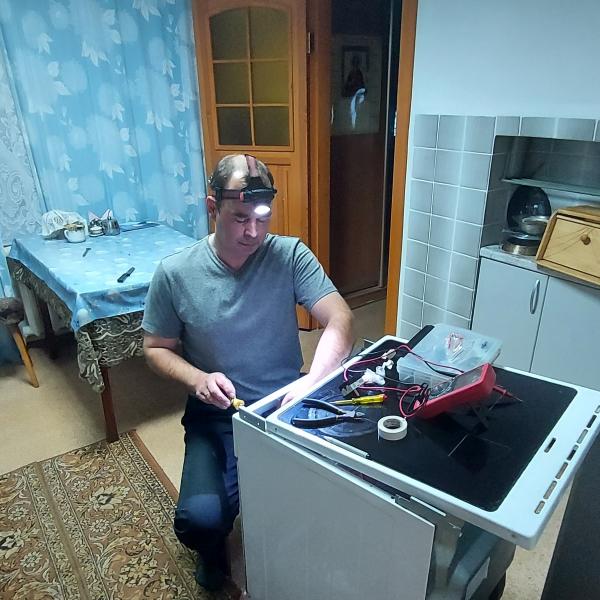 Игорь:  Ремонт электроплит на дому в Томске