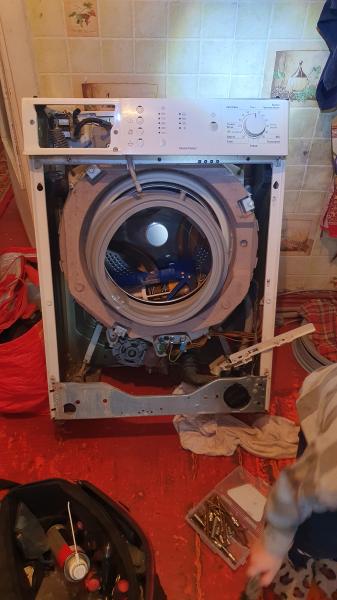 Андрей:  Ремонт стиральных машин 