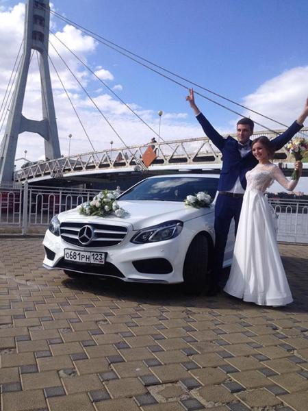 Эдуард:  Аренда авто на свадьбу с водителем в Краснодаре