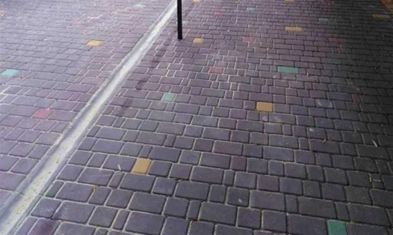 Азамат:  Укладка тротуарной плитки