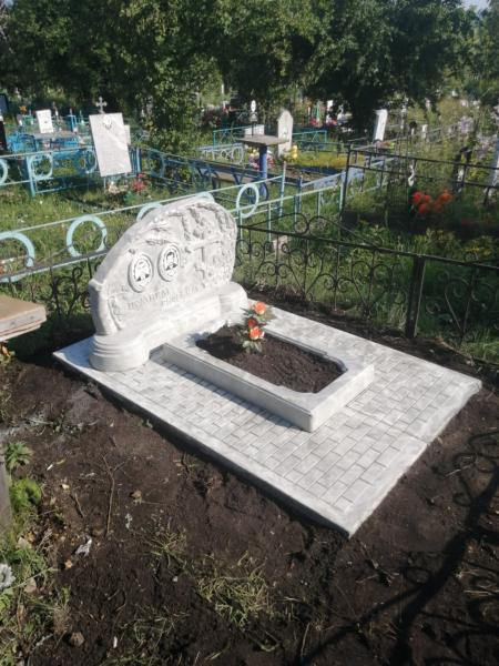 Виталий:  Памятники Советский