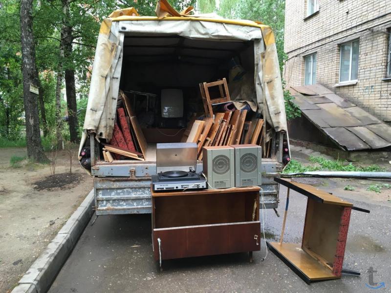 Андрей:  Вывоз мусора и утилизация старой мебели в Воронеже.