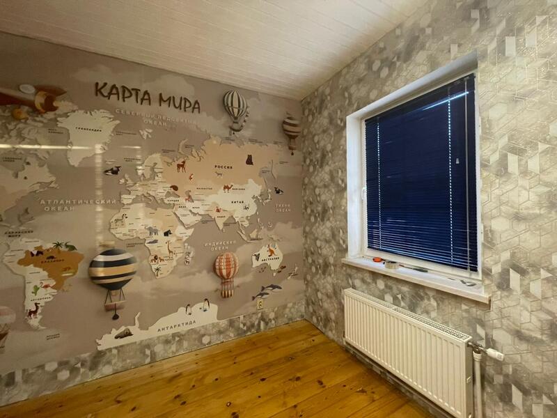 Поклейка фотообоев