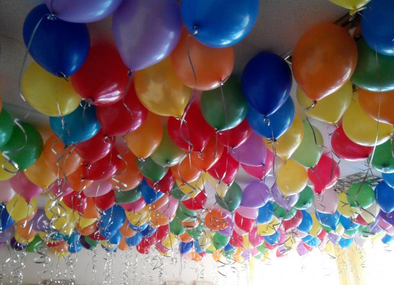 Дмитрий:  Воздушные шары с доставкой, гелиевые