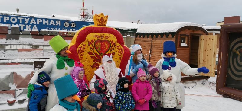 Дмитрий:  Трон Деда Мороза в аренду 