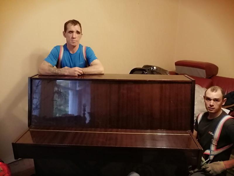Андрей:  Перевозка пианино в Москве.