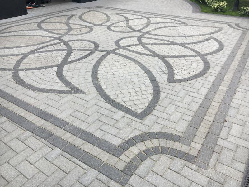 Благоустройство:  Укладка тротуарной плитки в Калуге