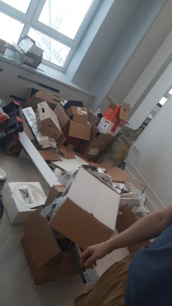 Александр:  Вывоз мусора мебели из квартиры