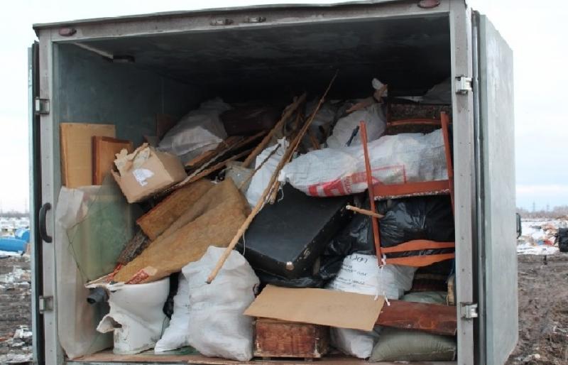 Дмитрий:  Вывоз старой мебели, строительного мусора
