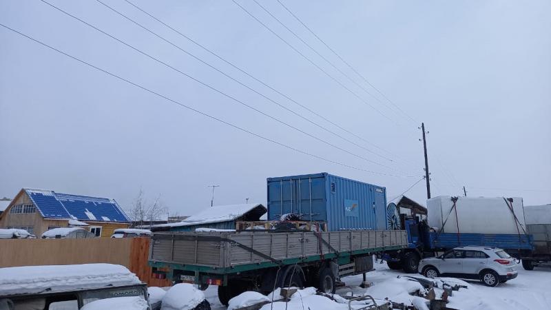 Алексей:  Перевозка экскаватора тралом Владивосток