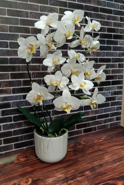 Любовь:  Орхидея из фоамирана