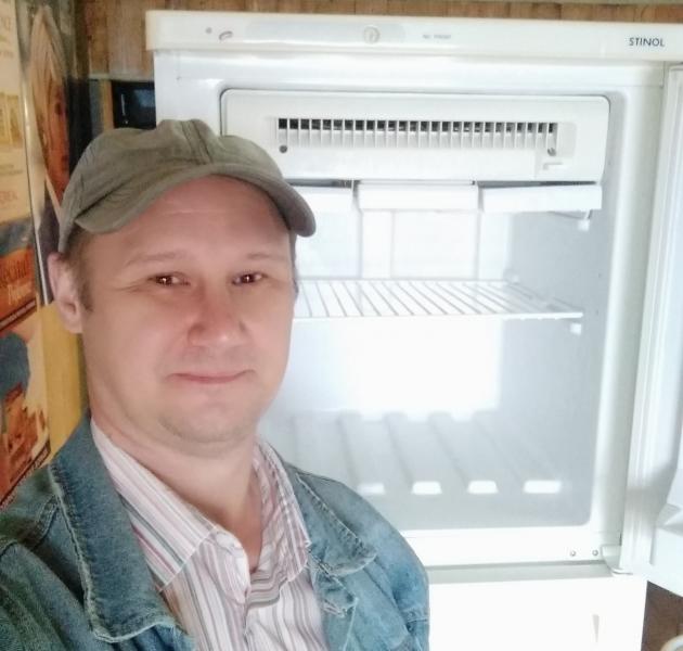 Максим:  Ремонт холодильников на дому