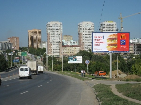 Сергей:  Реклама на рекламных щитах 3х6 в Ростовской области