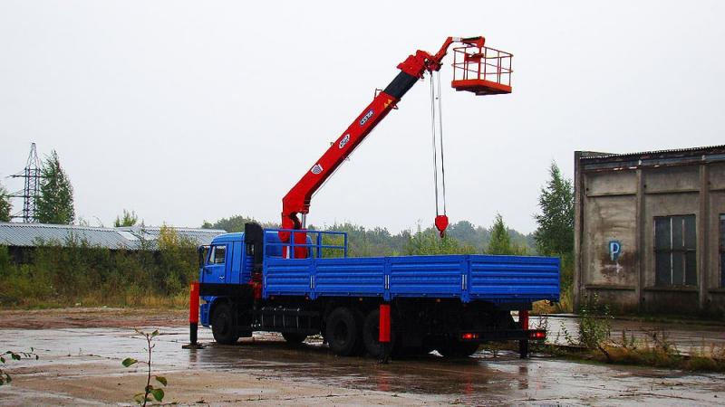 Cтанислав:  Автовышка 19 метров, манипулятор 6,тон Кран 25 тонн