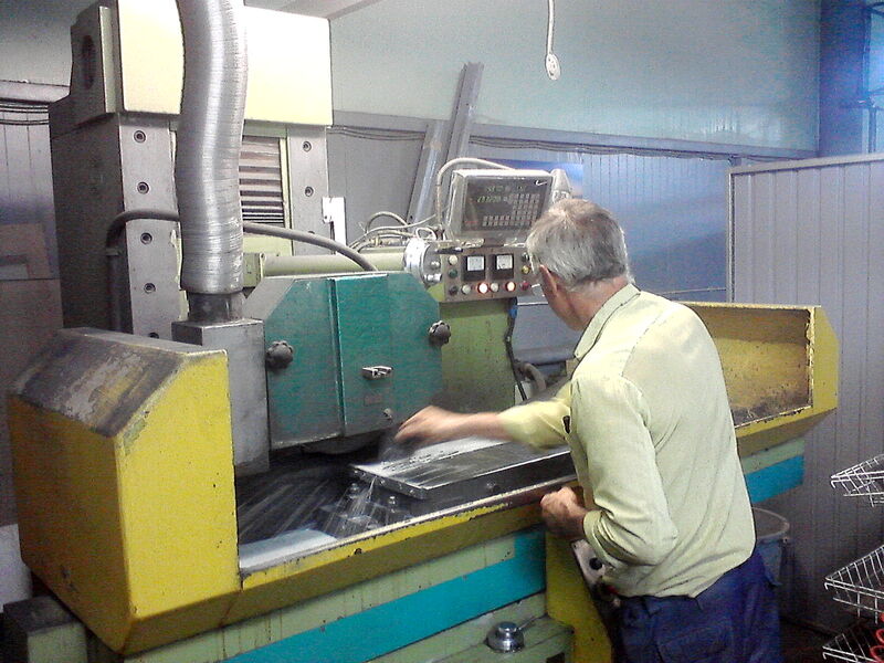 Шлифовка автомобильных головок ГБЦ.