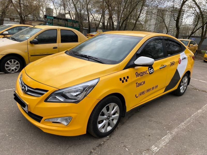 Михаил:  Хендай Солярис на автомате в аренду под такси