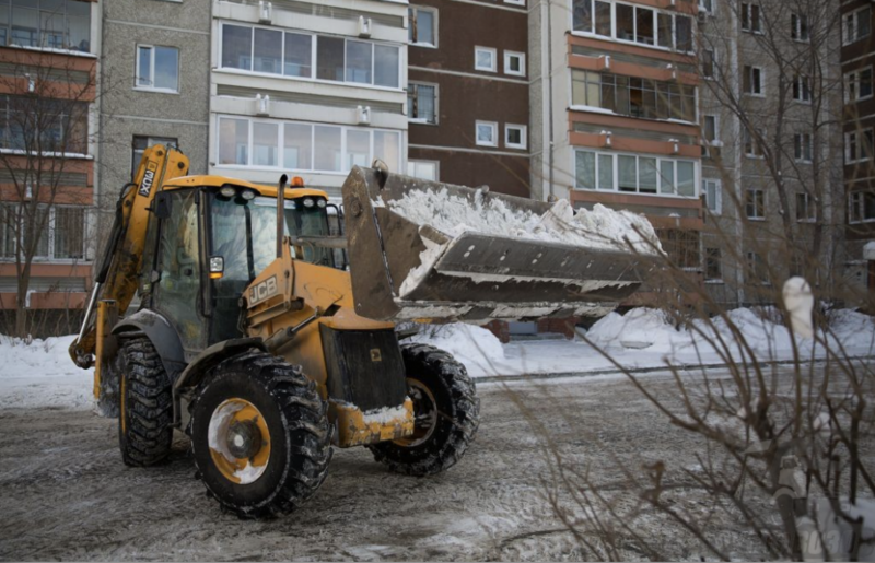 Алексей:  Уборка снега механизированная