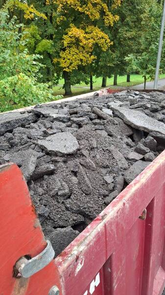 Бой асфальта, кирпича, бетона с доставкой