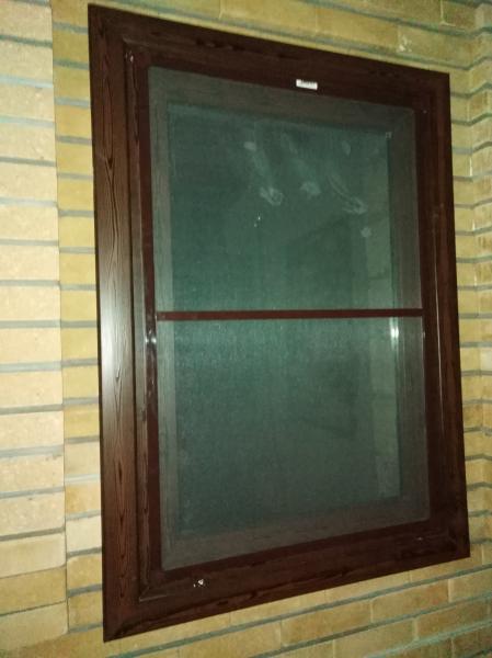 Анзор:  Ремонт пластиковых окон и дверей 