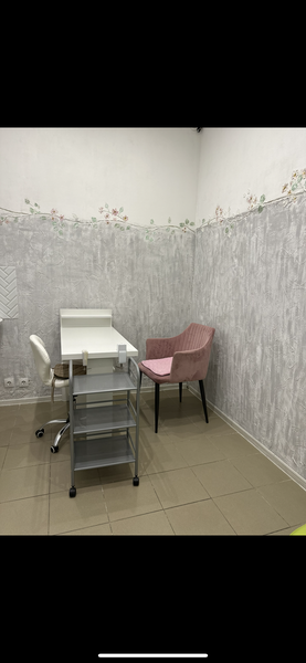 Аренда кабинета мастера маникюра/педикюра