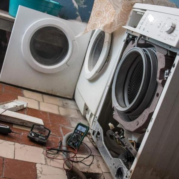 Илья:  Ремонт стиральных и посудомоечных машин на дому, гарантия