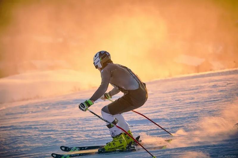 Спортнжой:  Приглашаем на тренировки по горным лыжам