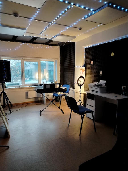 Уроки вокала 