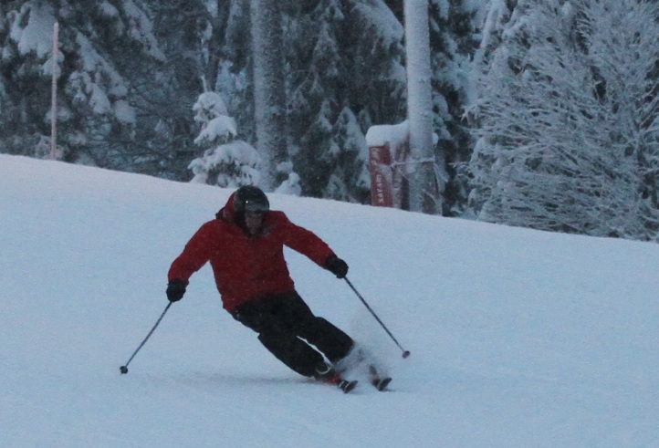 Георгий:  Инструктор по горным лыжам