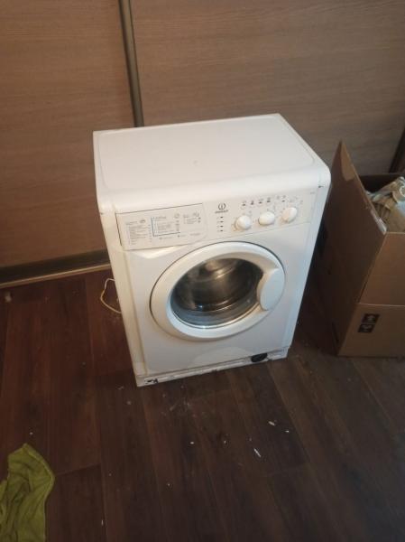 Максим:  Мастер по ремонту стиральных машин на дом