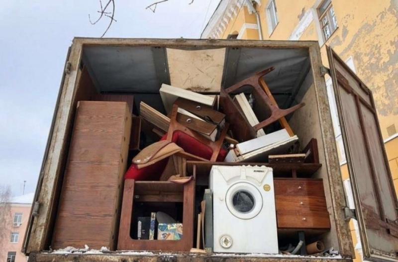 Тимофей:  Вывоз бытового мусора, утилизация старой мебели.
